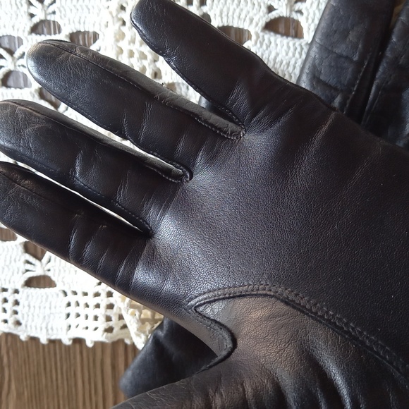 Leather black gloves small - Picture 4 of 5